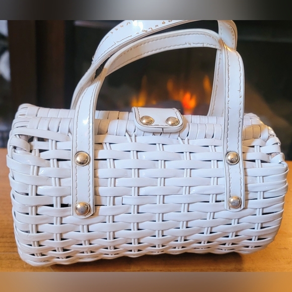 Vintage 1960's White Painted Wicker Bucket/Pail Purse Handbag Boho Retro Hippie - Picture 3 of 16